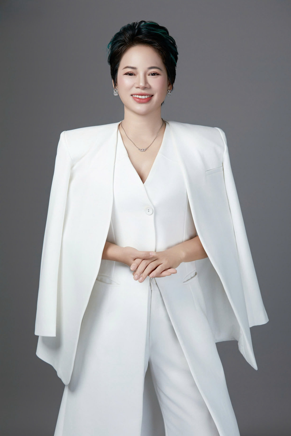 Diễn giả Huệ Nguyễn — Nhà đào tạo Kinh doanh